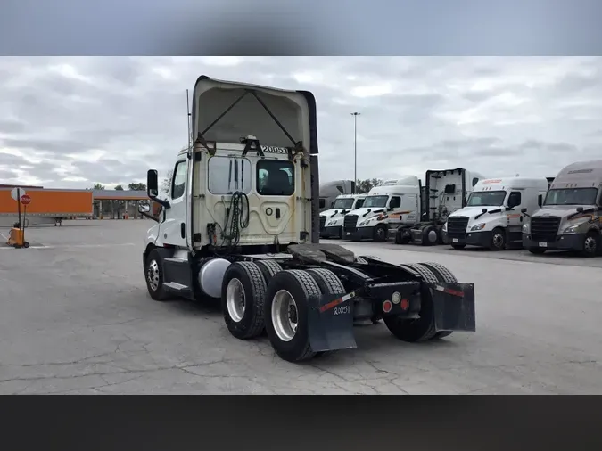 2020 Freightliner Cascadia 126a3a23a54d053a9d8b8fbad93891bb582