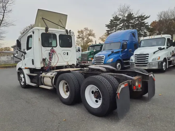 2019 FREIGHTLINER/MERCEDES NEW CASCADIA PX12664