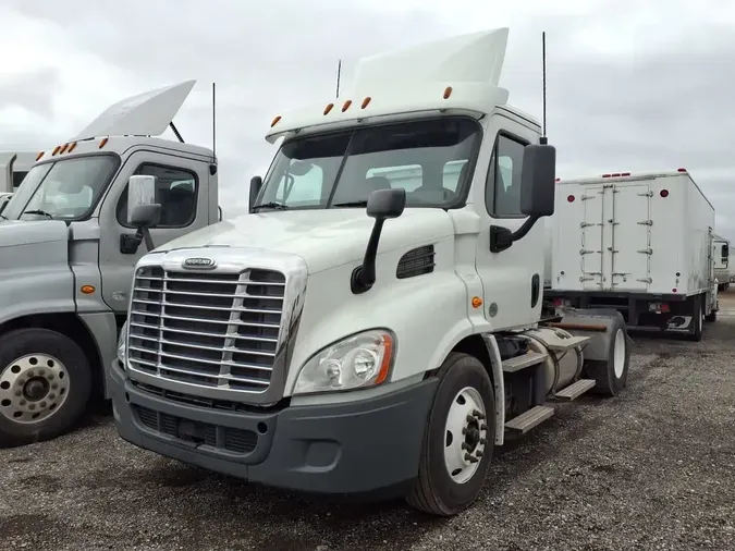 2019 FREIGHTLINER/MERCEDES CASCADIA 113a3a747dbe6fb76b88951c7bf3c923636