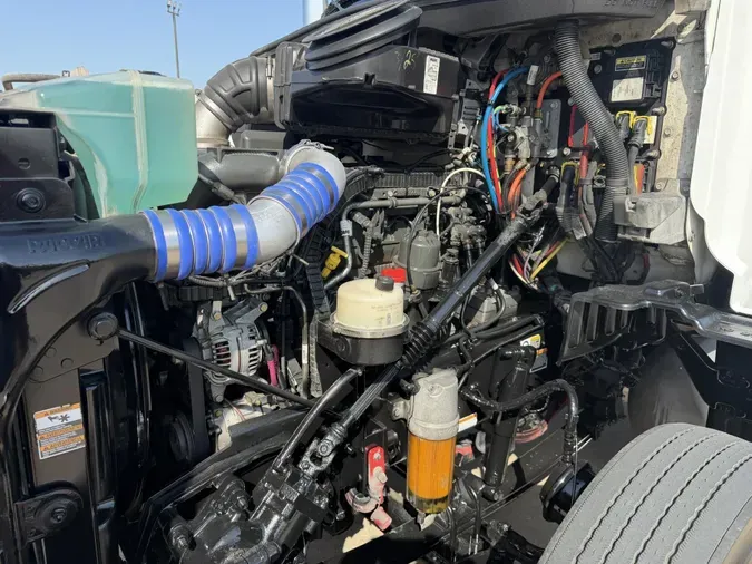 2022 Peterbilt 579