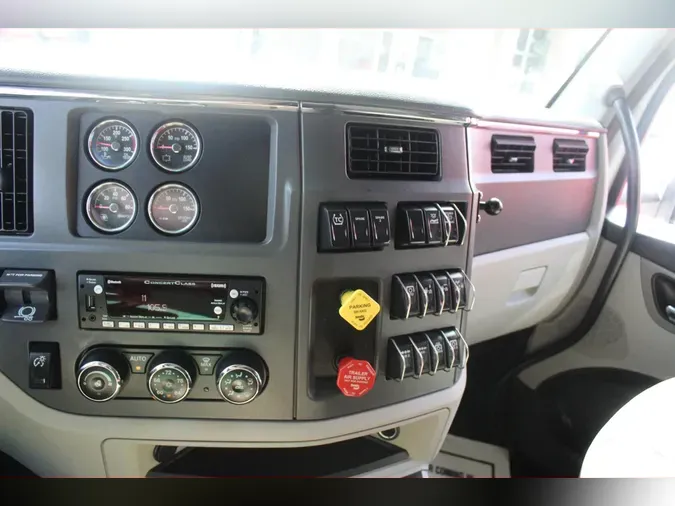 2023 Peterbilt 579a3b008120b0aa038fb093f2c33ad76b9