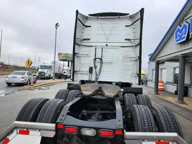 2024 VOLVO VNL64T760a3b058490edfdf6bada9d17451d01cef