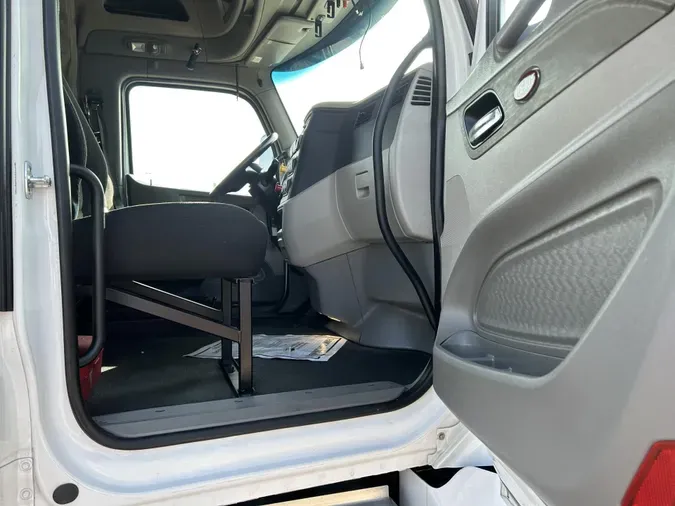 2020 Peterbilt 567
