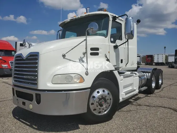 2014 MACK CXU613a3b18aa92320b7310bc74fc452aa5603