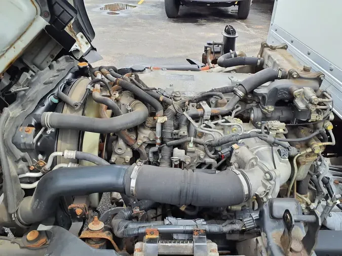 2019 ISUZU NPR HD