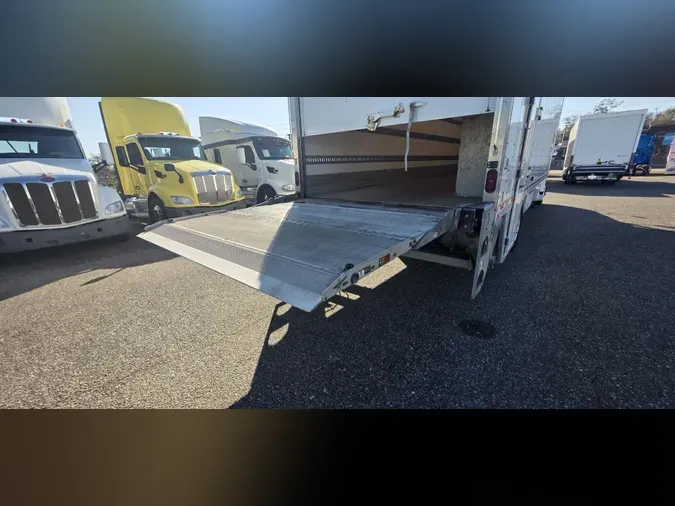 2020 Peterbilt 337a3bae166d9ad47211a4a69b052e34490