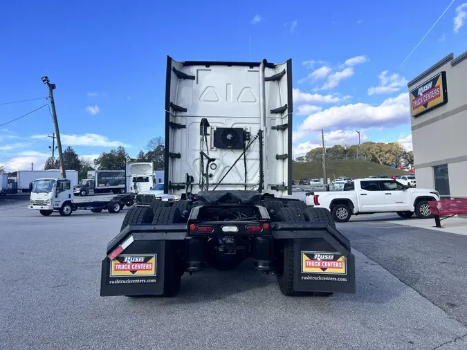 2020 Freightliner Cascadia