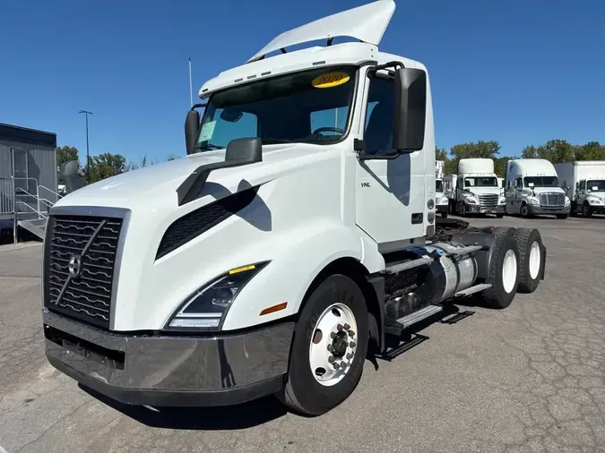 2020 VOLVO VNL64T-300a3bfcbe4e2b95bc32c94b1ea83068670