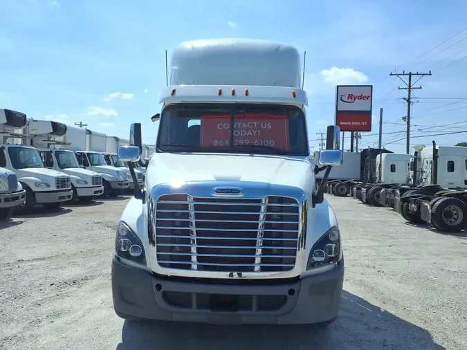 2016 FREIGHTLINER/MERCEDES CASCADIA 125