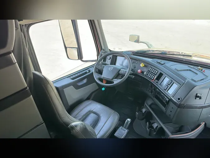 2022 Volvo VNL