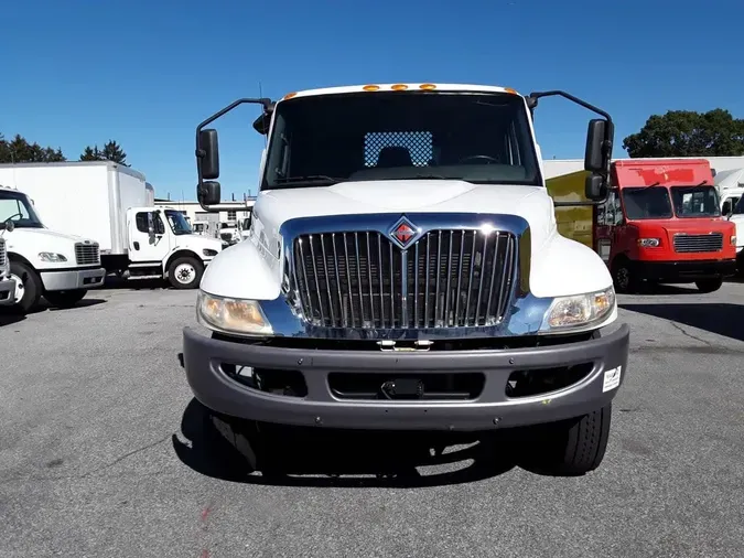 2019 NAVISTAR INTERNATIONAL MV607 (4X2)