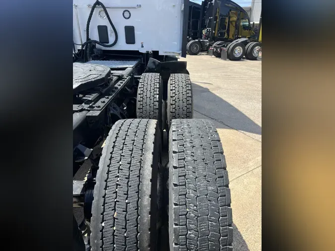 2021 Kenworth T680