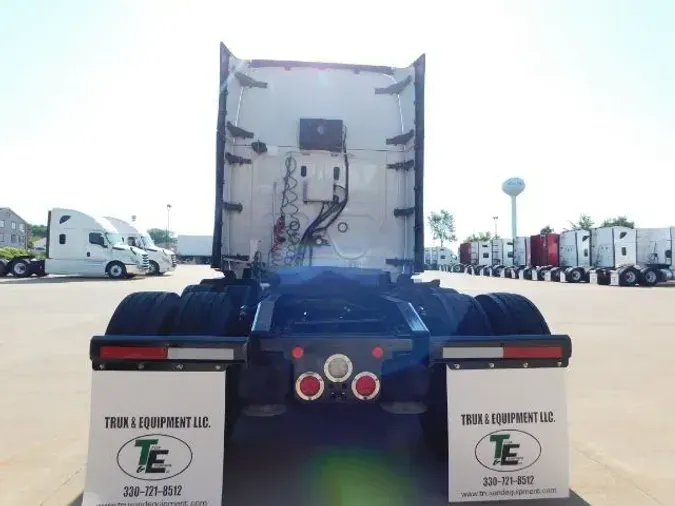 2020 Freightliner New Cascadia 126