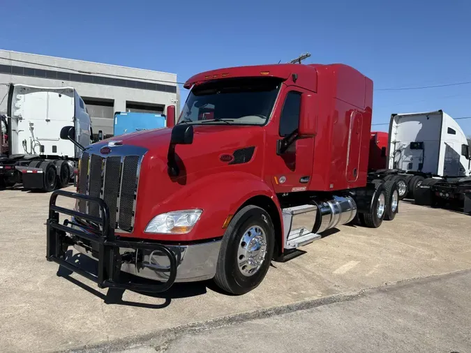 2022 Peterbilt 579