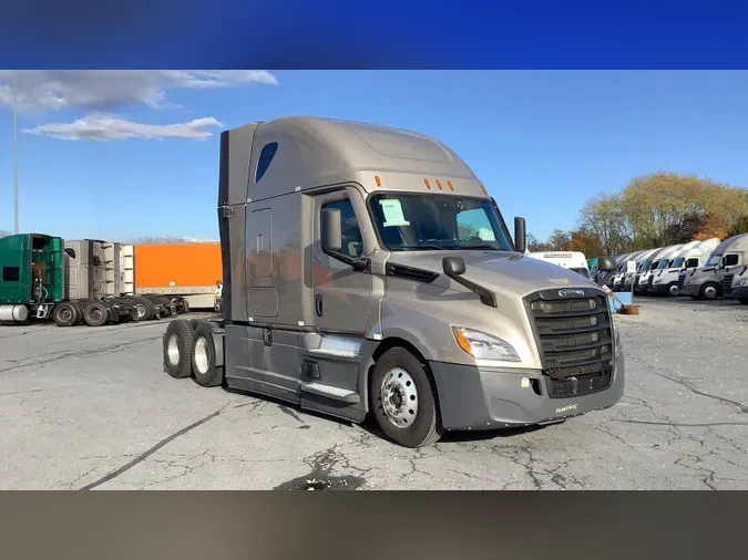 2021 Freightliner Cascadia 126a3d7268347b801627b2d719f903ec0ad