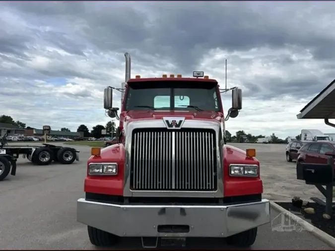 2019 Western Star 4900 SB