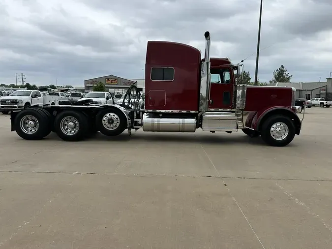 2021 Peterbilt 389a3dd510ddd126bac5ecc8b26be745726