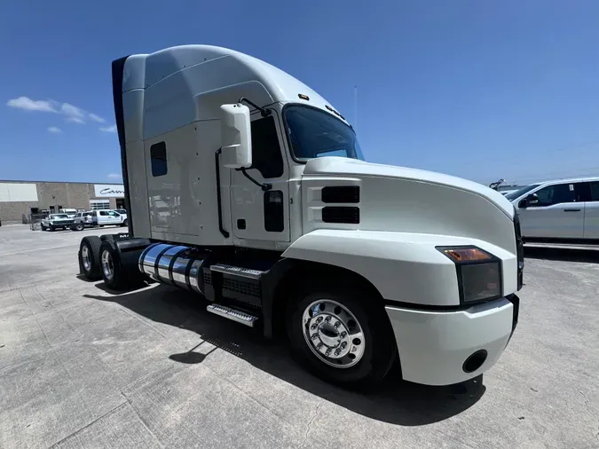 2019 MACK AN64T70