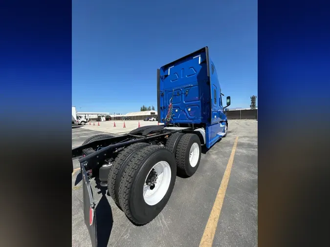 2020 FREIGHTLINER NEW CASCADIA PX12664