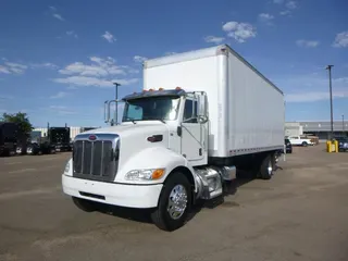 2020 Peterbilt 337