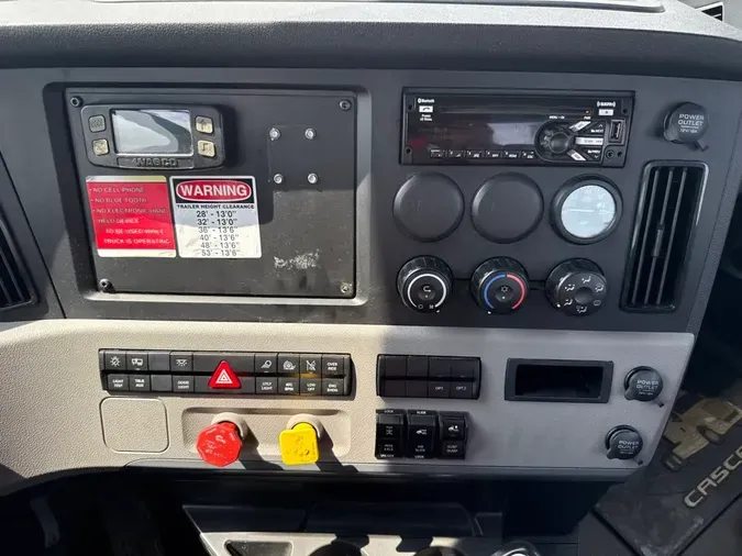 2021 FREIGHTLINER/MERCEDES NEW CASCADIA PX12664a3e909b24965bc45fe9a6560ba5f65fe