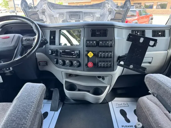 2023 PETERBILT 579a3ec822a4524544d8037c2a0f9b780ab