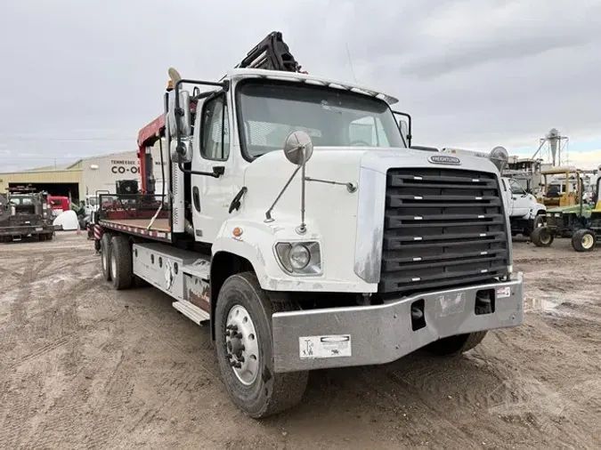 2017 FREIGHTLINER 108SDa3eeb0181974aee688d2096c56767a38