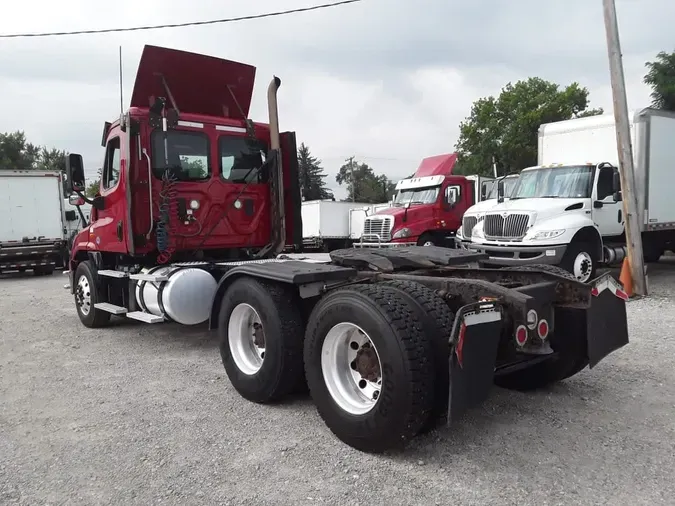 2017 FREIGHTLINER CASCADIA 125