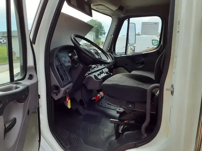 2019 FREIGHTLINER/MERCEDES M2 106a3f1502f131a98a35b5c77ff2c1ec5cf