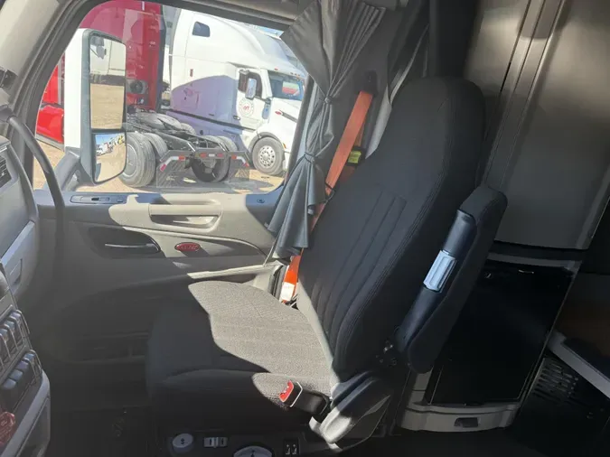 2021 Peterbilt 579