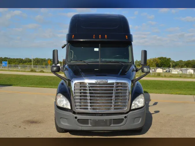 2016 FREIGHTLINER CASCADIA