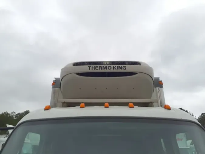 2022 FREIGHTLINER/MERCEDES M2 106