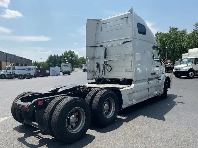 2018 Volvo VNL64670