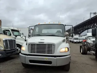 2019 FREIGHTLINER/MERCEDES M2 106