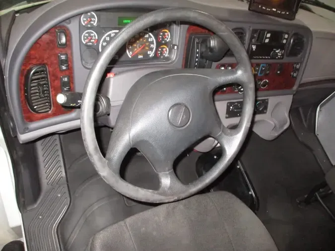 2021 FREIGHTLINER/MERCEDES M2 106