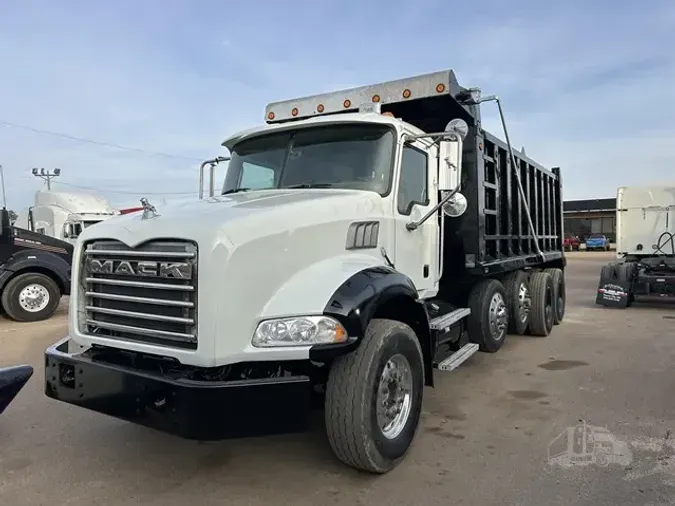 2009 MACK GRANITE GU813