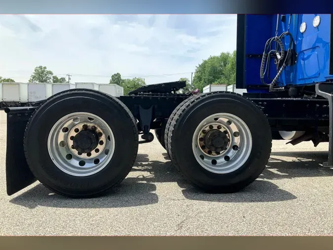 2022 INT LT625 6x4