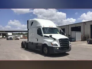2023 Freightliner Cascadia 126