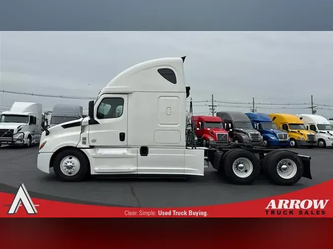 2020 FREIGHTLINER CA126