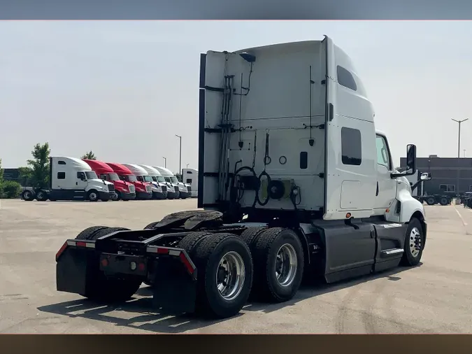 2021 INT LT625 6x4
