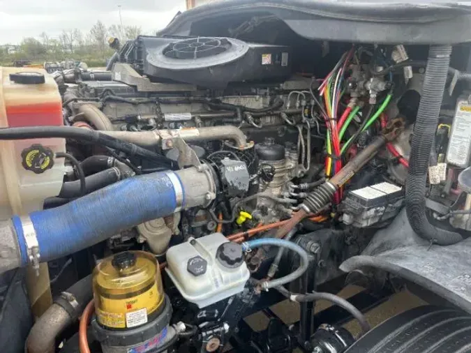 2020 Freightliner Cascadia 125