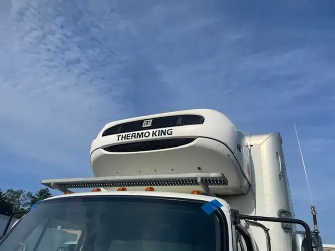 2018 FREIGHTLINER M2 106