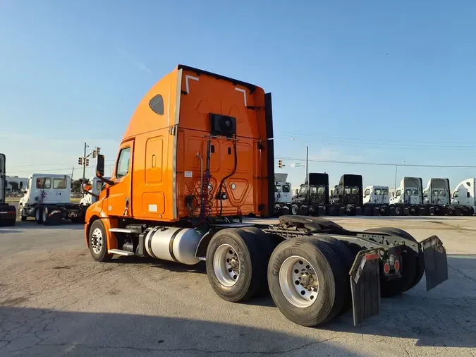 2019 FREIGHTLINER NEW CASCADIA PX12664
