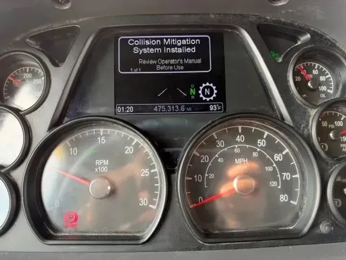2022 Peterbilt 579