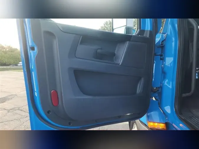 2023 FREIGHTLINER CA126a4222fa0a19cbb7a149de6af390c4aaa