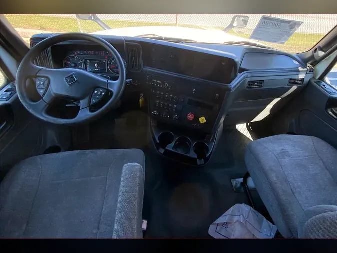 2021 INT LT625 6x4
