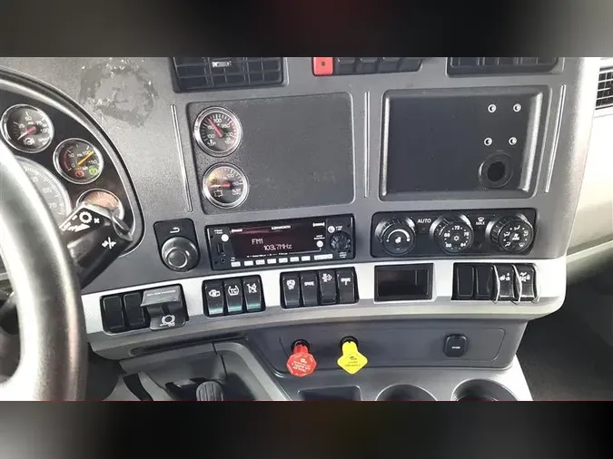 2022 KENWORTH T680a42342b7000f36a377040fa291fc88ba