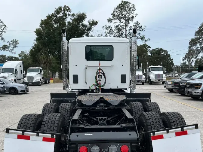 2026 Kenworth T880a42633f6041cdf7ce58d0f7342e3ba11