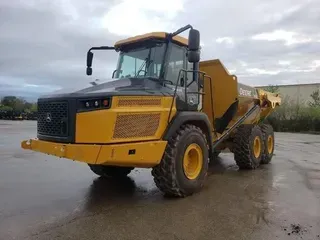 2019 John Deere 260E