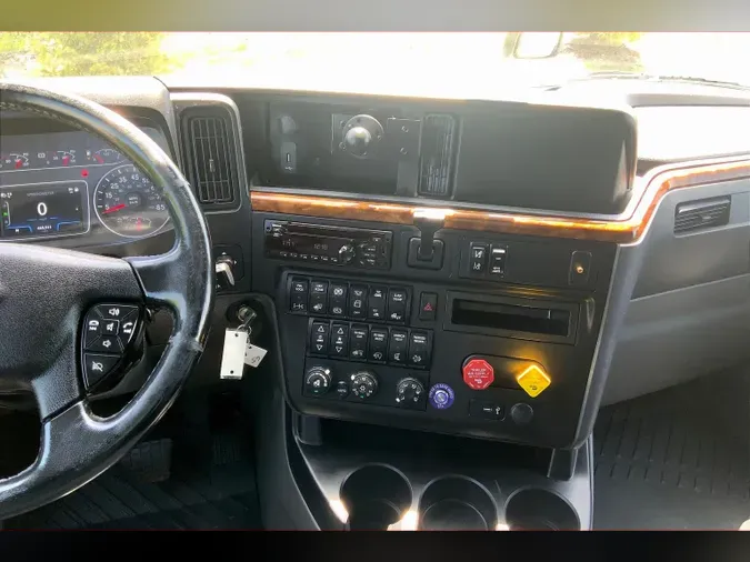 2021 INT LT625 6x4